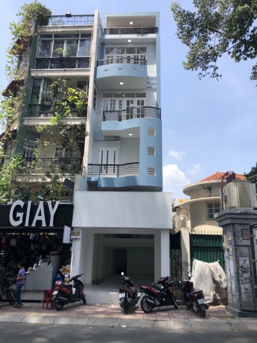 Bán nhà 184/30 Hoàng Hoa Thám Phường 5 Bình Thạnh DT 4x16m 4 tấm giá 9.3 tỷ