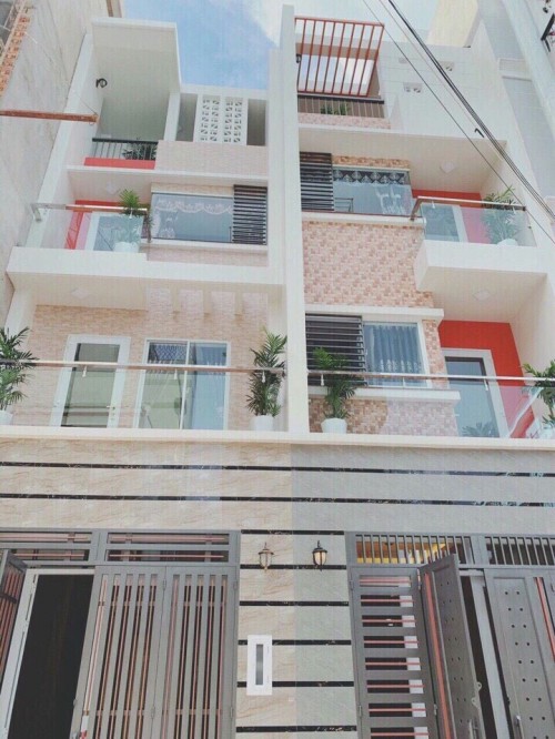 Bán nhà 69 đường D2 P25 Bình Thạnh. DT 4,3*22 NH 5,5m 4 tầng vị trí đẹp giá 16,2 tỷ
