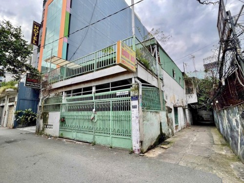 Cần Bán Nhà 210/12 Cách Mạng Tháng 8 Phường 10 Quận 3