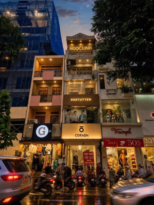 Cần Bán Nhà 27-29 Nguyễn Trãi Phường Bến Thành Quận 1