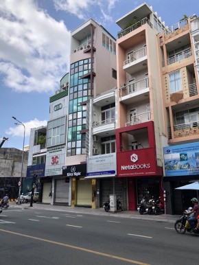 bán nhà mặt tiền 12a Phan Xích Long P2 Quận Phú Nhuận  DT 8m x 16m 4 lầu...