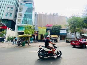 Cần Bán Nhà 65 Võ Văn Tần Phường 6 Quận 3