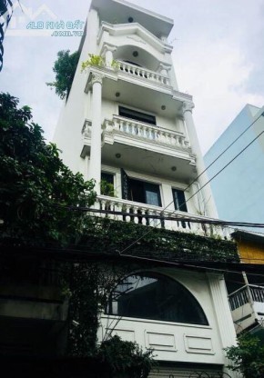 Kẹt Tiền Bán biệt thự Vip đường Phạm Ngọc Thạch Quận 3 DT:...